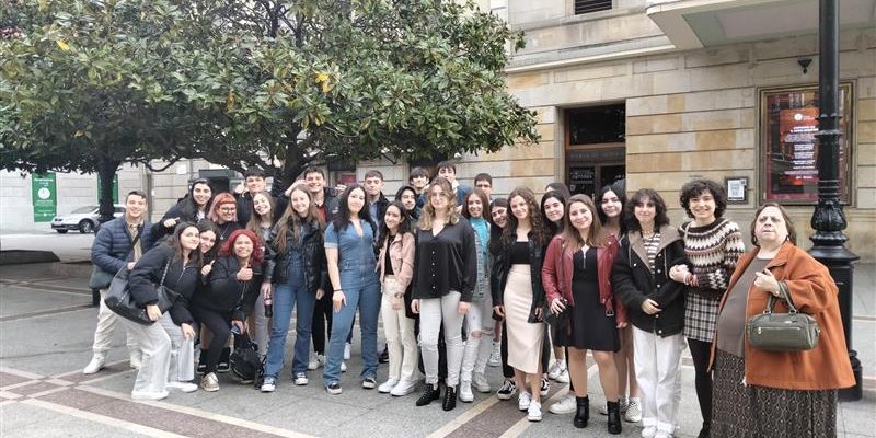 01a32584-5756-4a5b-a892-67923a24ece8